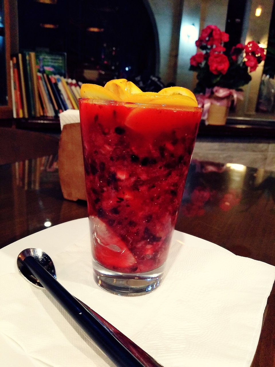 Maks Cafe (10).jpg
