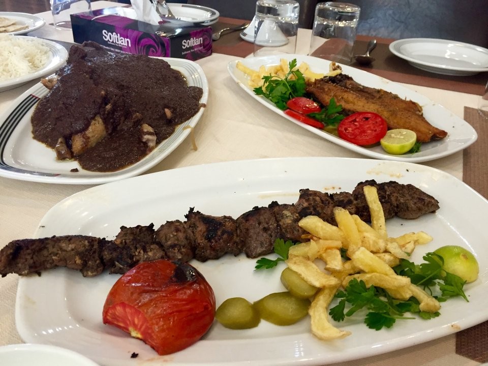 Mizban Restaurant (8).jpg