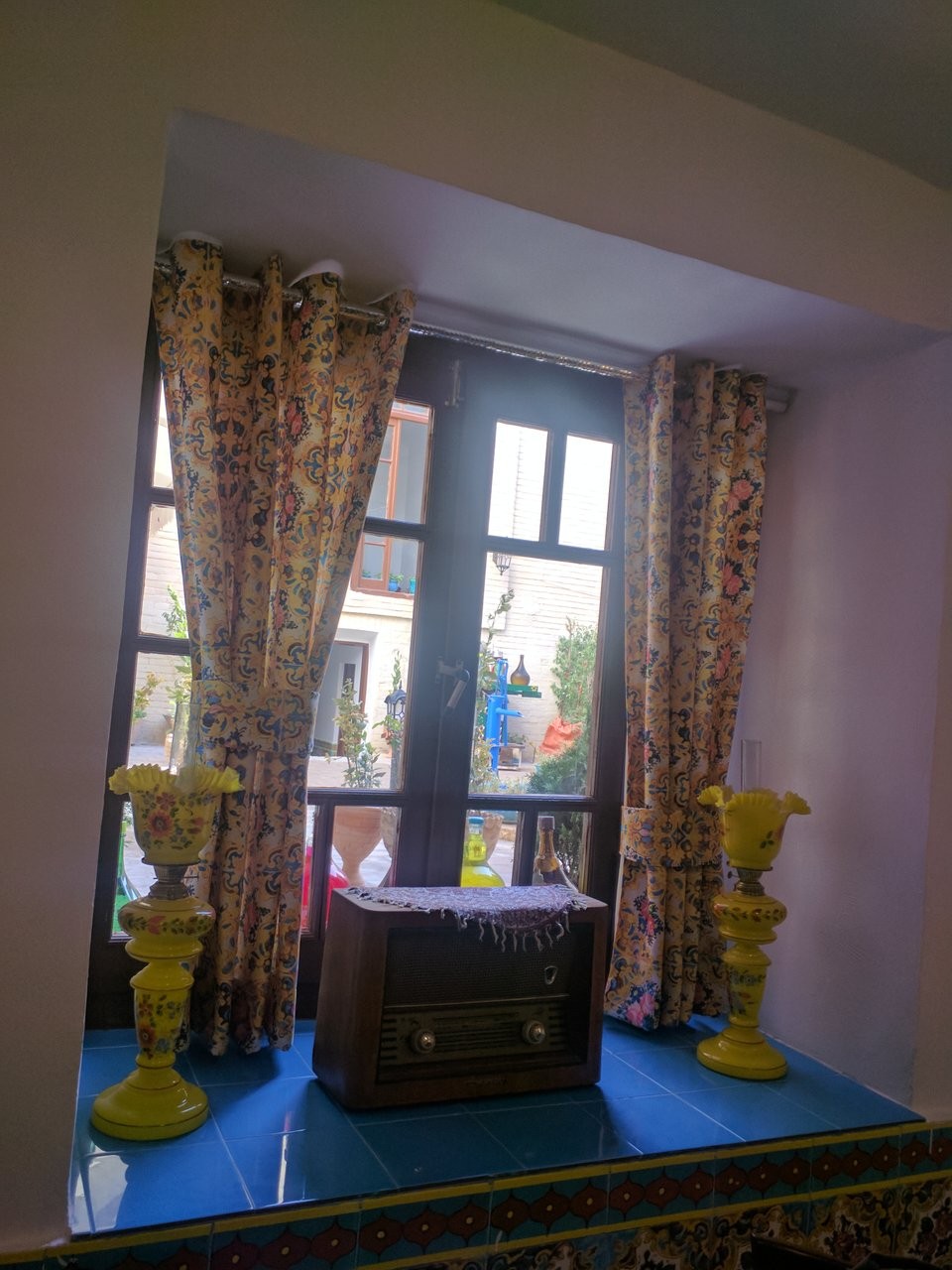 Darolkhelafe Book Cafe (5).jpg