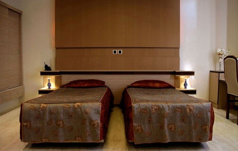 Badeleh Hotel-02.jpg