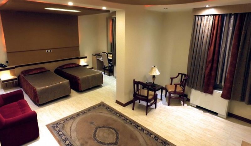 Badeleh Hotel-01.jpg