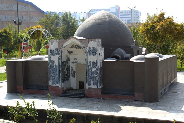 Miniature Park-02.jpg