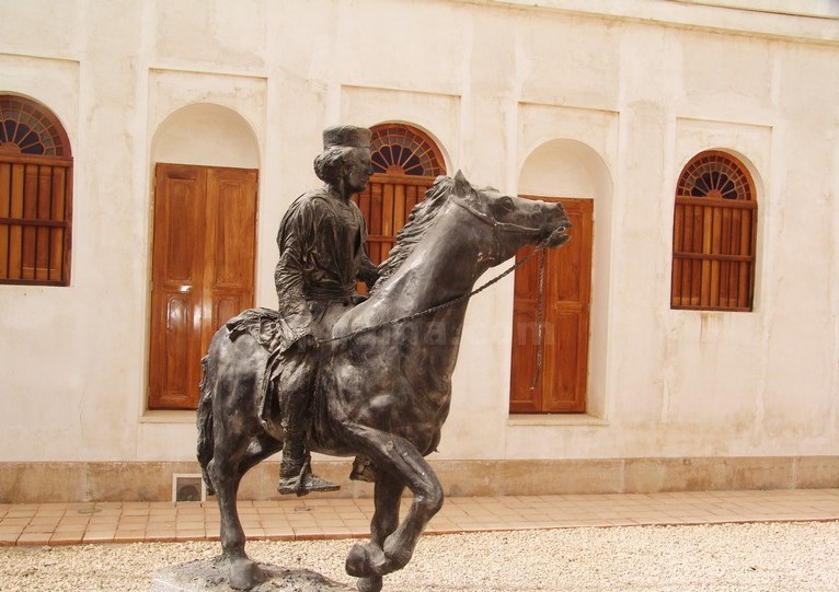 Museum reais ali Delvar (6).jpg
