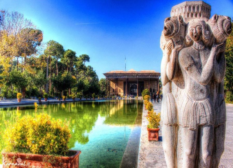 Chehel Sotoun Palace (8).jpg