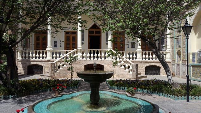 Moghadam Museum (7).jpg