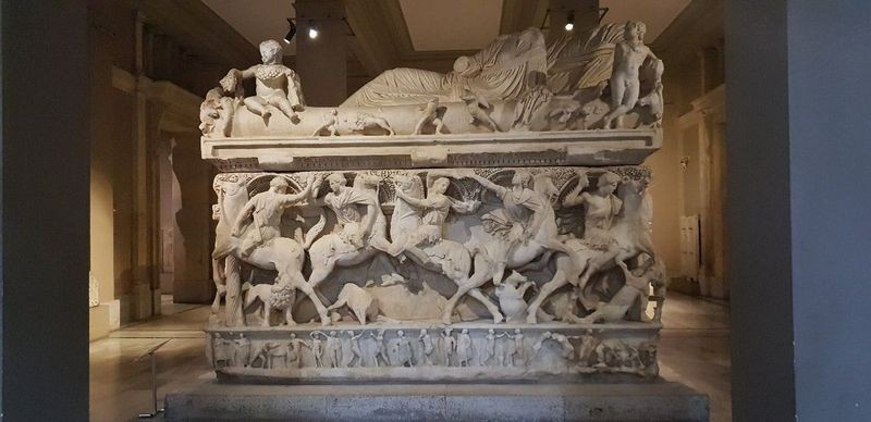 Istanbul Archaeological Museums-01.jpg