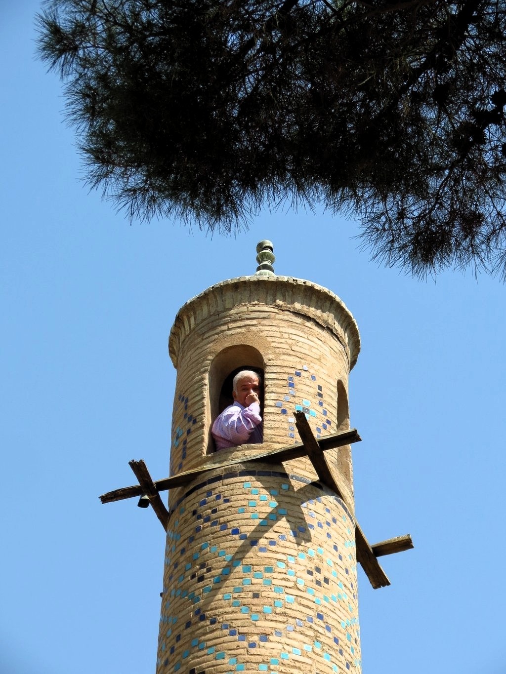 Menar Jonban-04.jpg