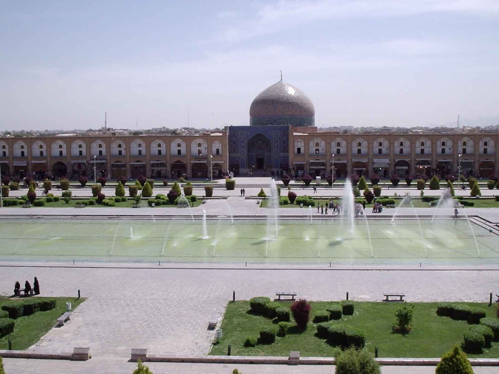 Naqshe Jahan Square (3).jpg