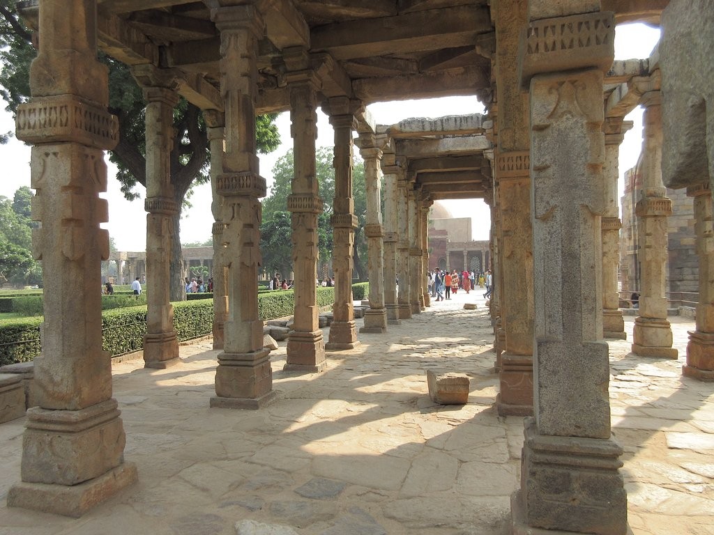 Qutub Minar (1).jpg