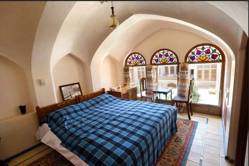 Mahinestan Raheb Hotel-06.jpg