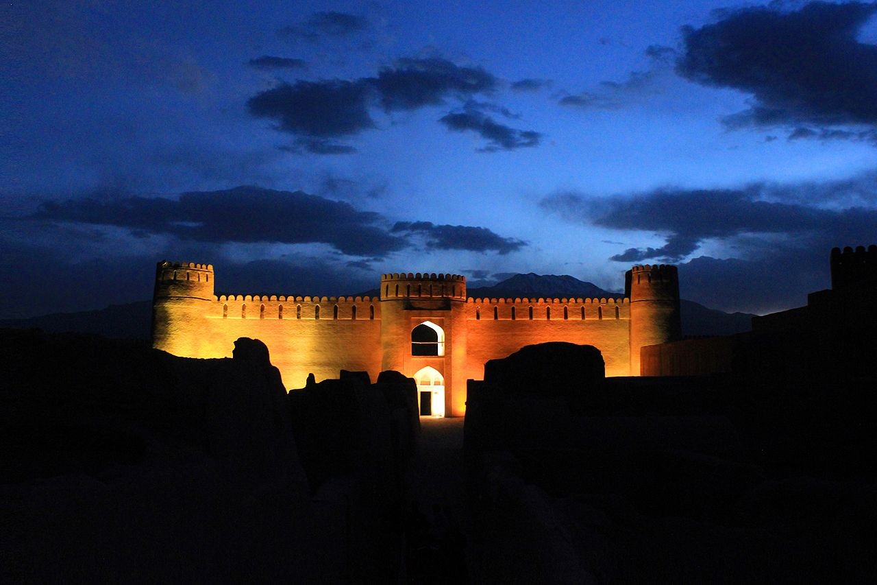 Rayen Castle (2).jpg