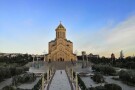 Tsminda Sameba Cathedral-03.jpg