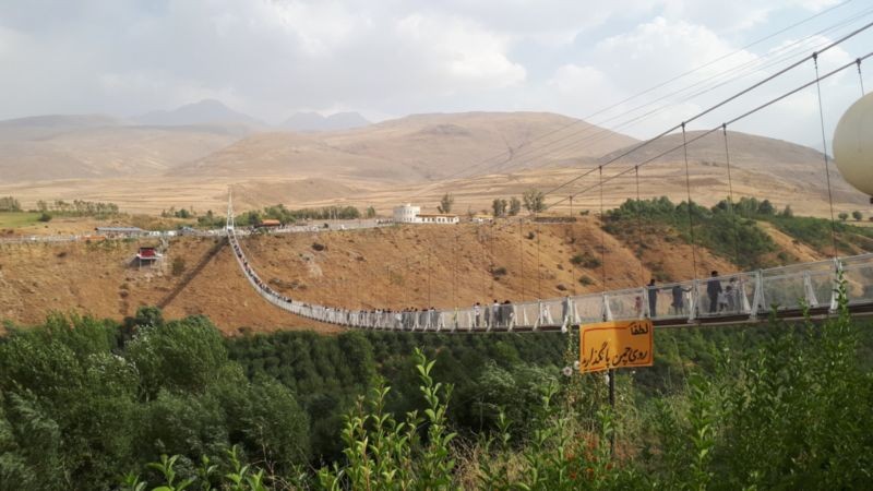 Meshginshahr Suspension Bridge (1).jpg