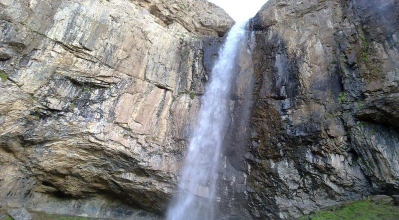 Khor Waterfall (2).jpg
