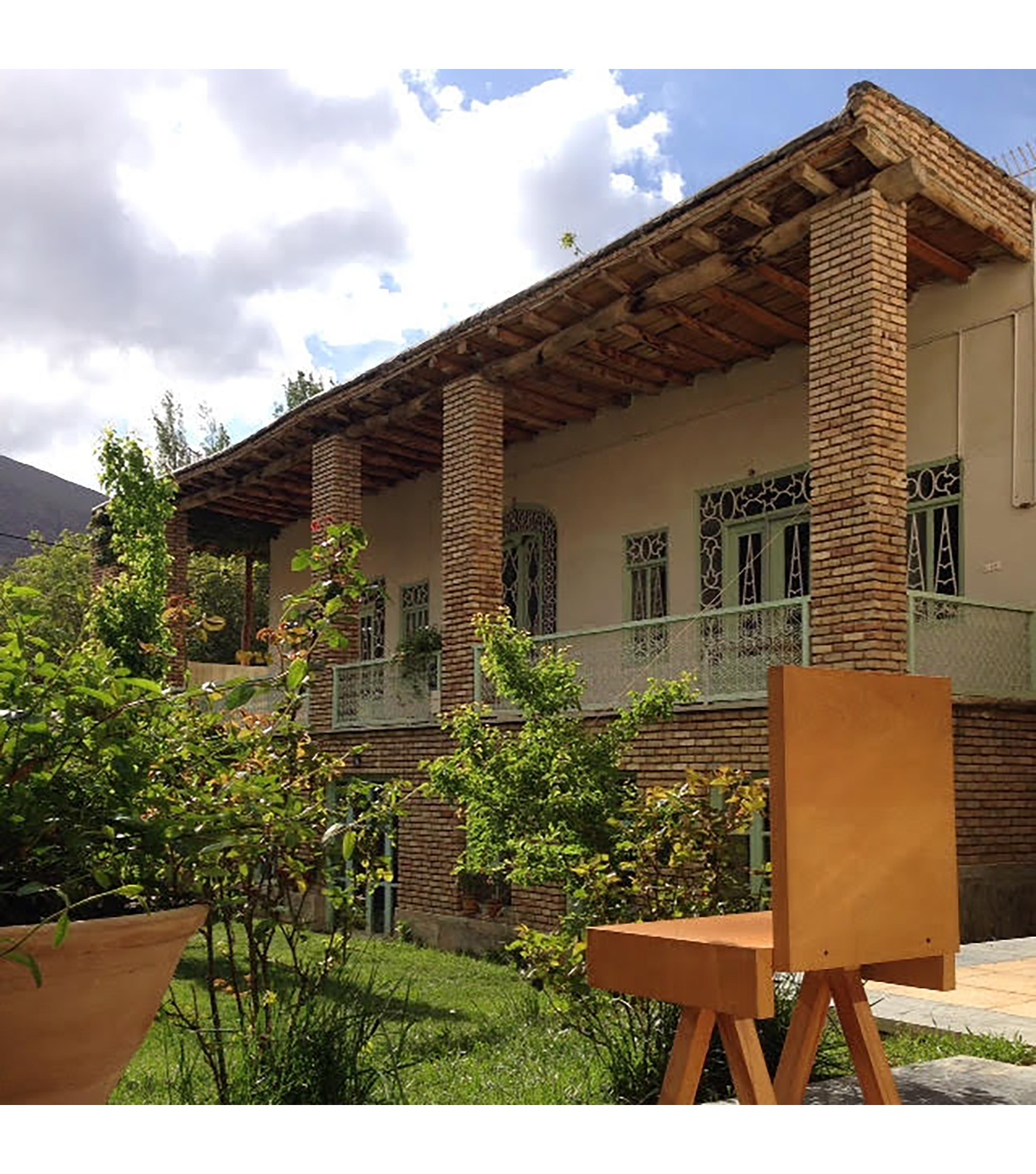 Pedari Guest House (4).jpg