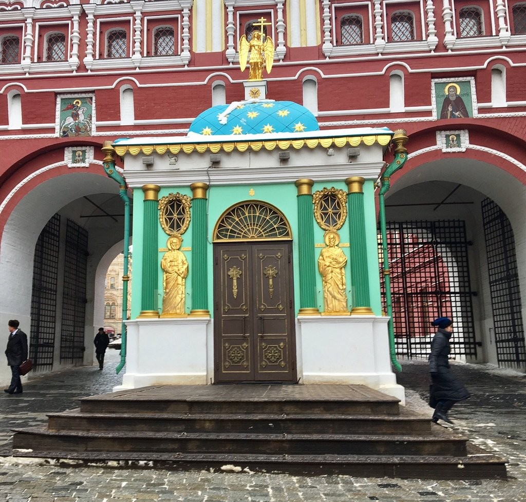 Часовня иверской божьей матери на красной. Иверская часовня на красной площади. Иверская часовня икона. Церковь часовня Иверской иконы Божией матери Медведково. Переделкино часовня Иверской иконы.