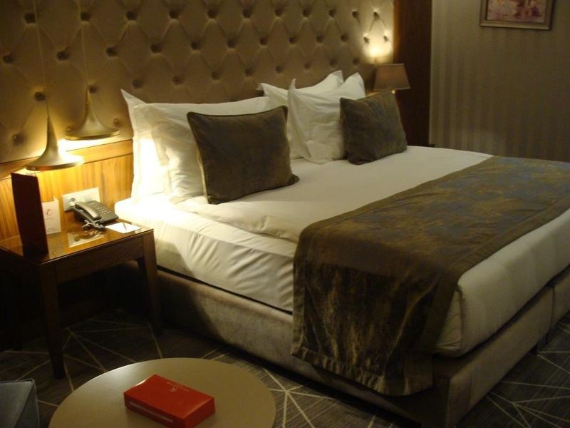 Kaya Laleh Park Hotel-03.jpg
