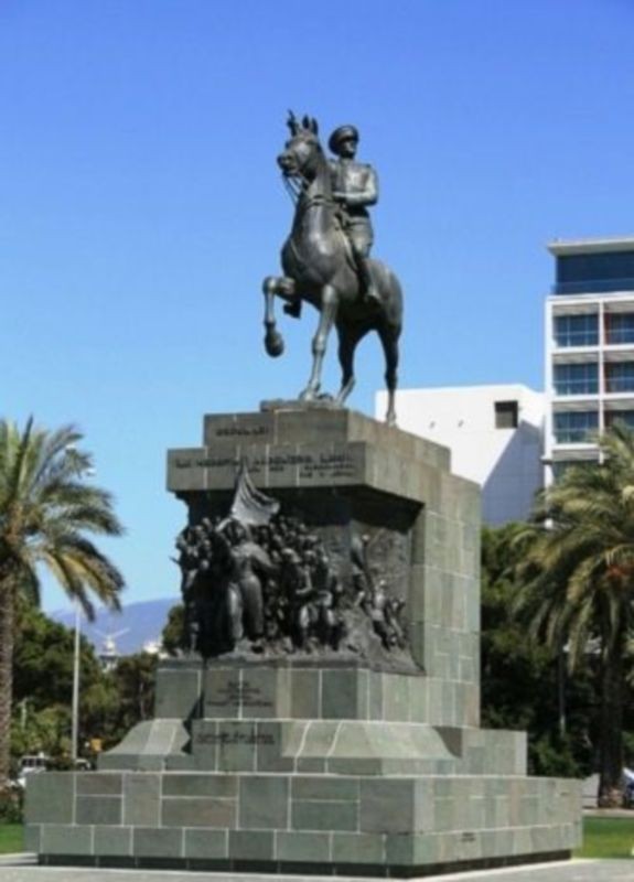 The Statue of Ataturk (1).jpg
