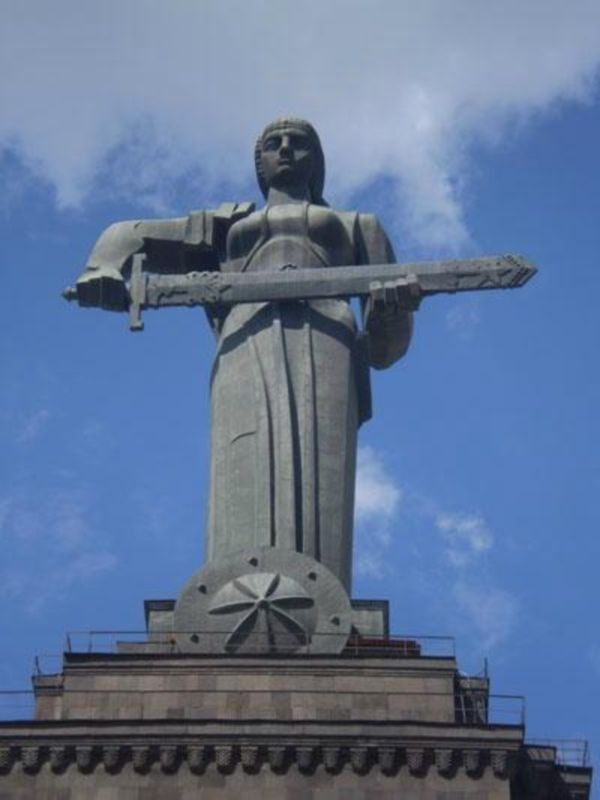 Victory Park and Statue of Mother Armenia (5).jpg