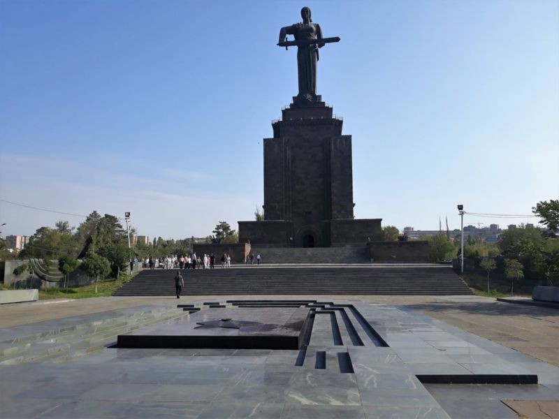 Victory Park and Statue of Mother Armenia (1).jpg