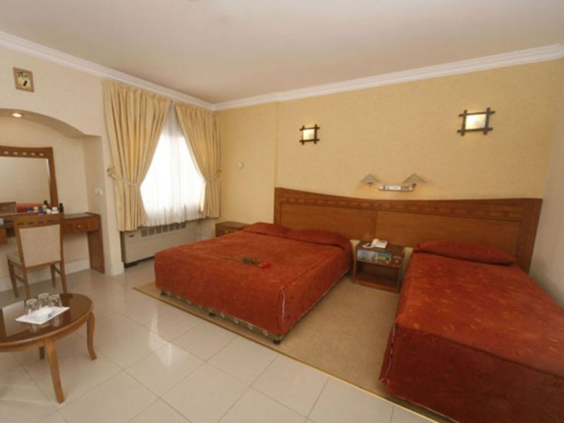 Hotel Azadi (1).jpg