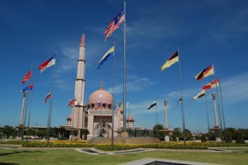 Putra Square (1).jpg