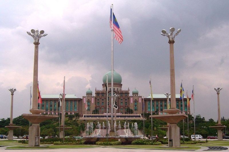 Putra Square (4).JPG
