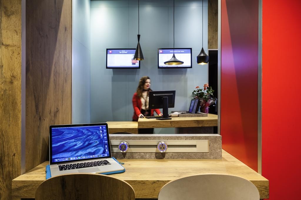 Ibis Paris Gare de l'Est 10eme-02.jpg