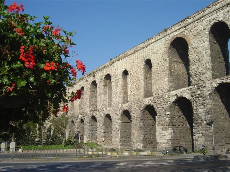 Valens Aqueduct-04.jpg