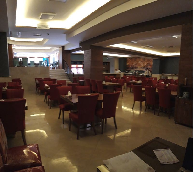 Tabriz Azadi Hotel-06.jpg