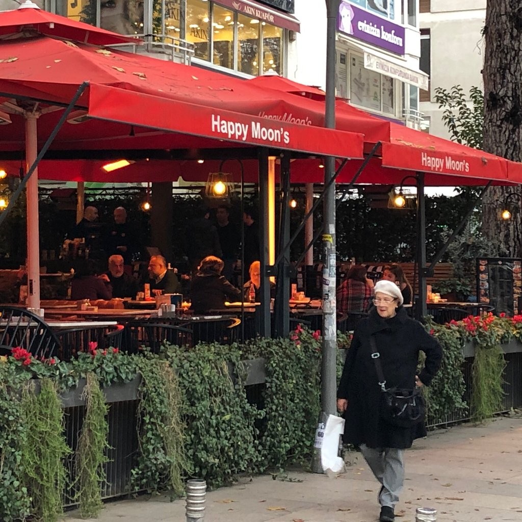 Happy Moon's Cafe And Restaurant (1).jpg
