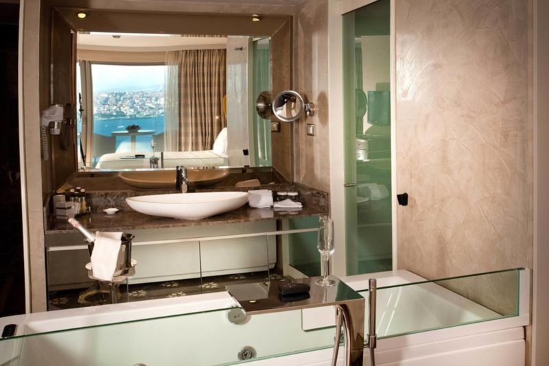 Opera Hotel (10).jpg