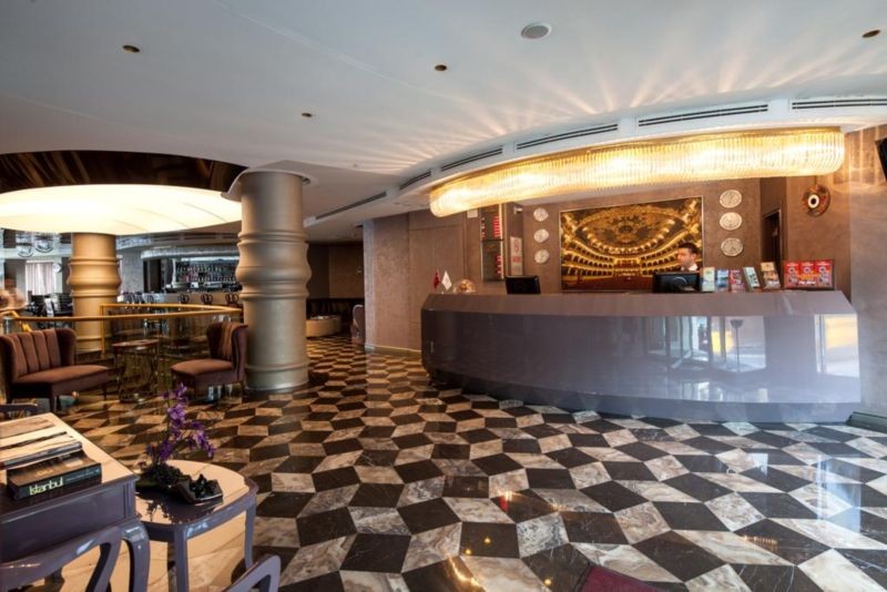 Opera Hotel (14).jpg