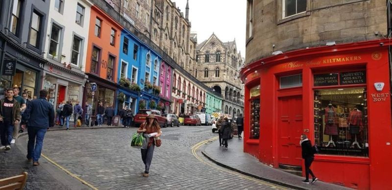 Edinburgh Old Town (1).jpg