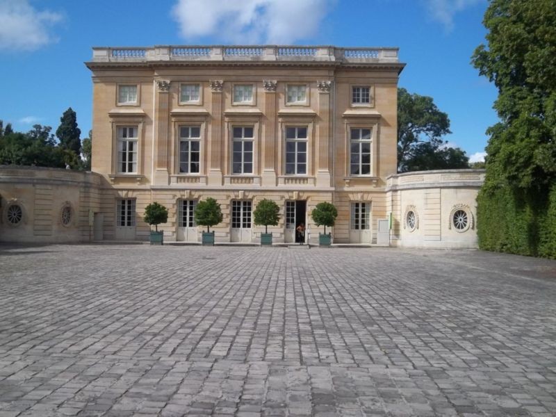 Palace of Versailles (3).jpg
