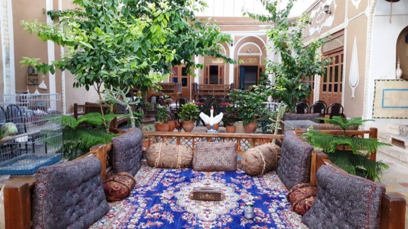 Khesht Abad Hotel (5).jpg