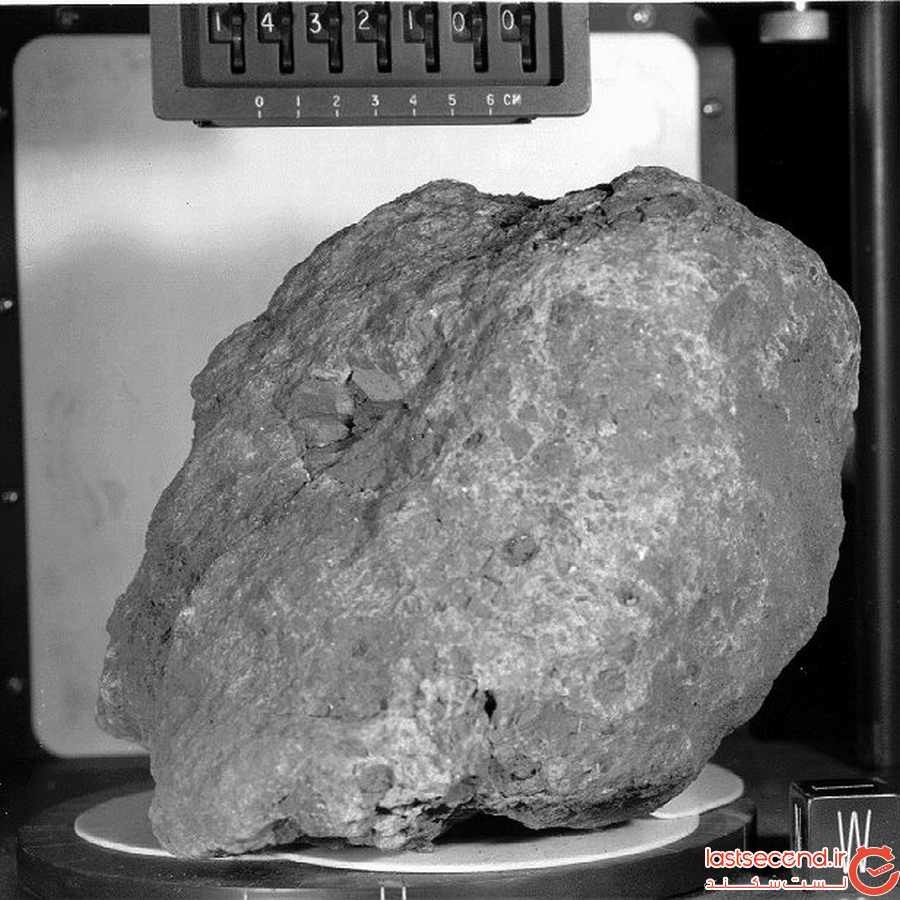 سنگ 4 میلیارد ساله زمین در ماه کشف شد.