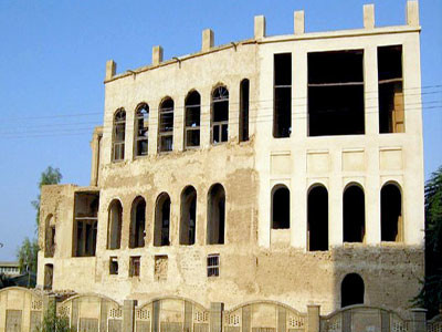 عمارت گلشن بوشهر: همه آنچه قبل از رفتن باید بدانید | لست سکند