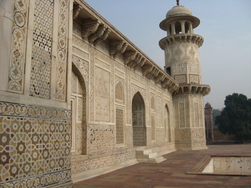 Tomb of Itimad ud Daulah (5).jpg
