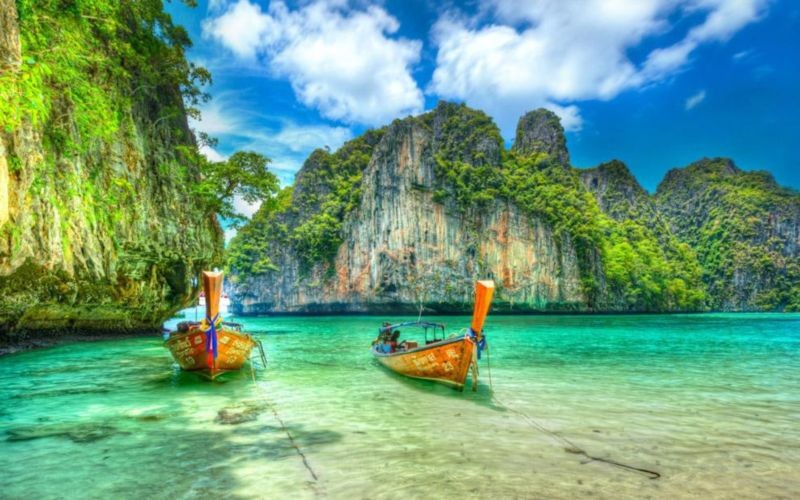 Phi Phi Islands (2).jpg