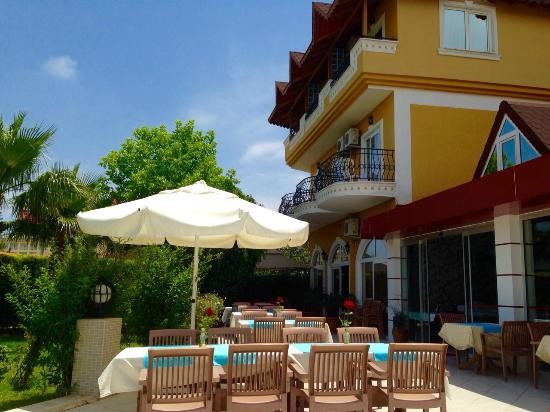 boutique-hotel-flower.jpg