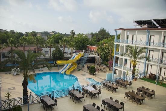 blue-sky-semer-hotel (1).jpg