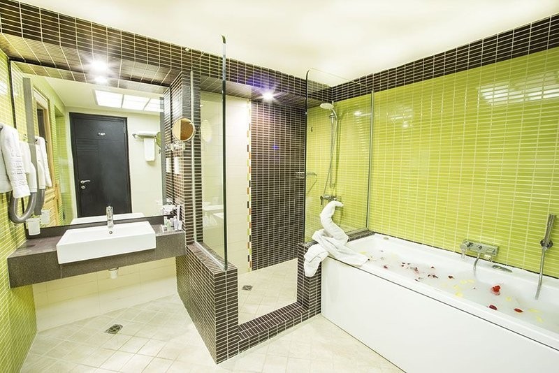 Parsian Evin Hotel (5).jpg
