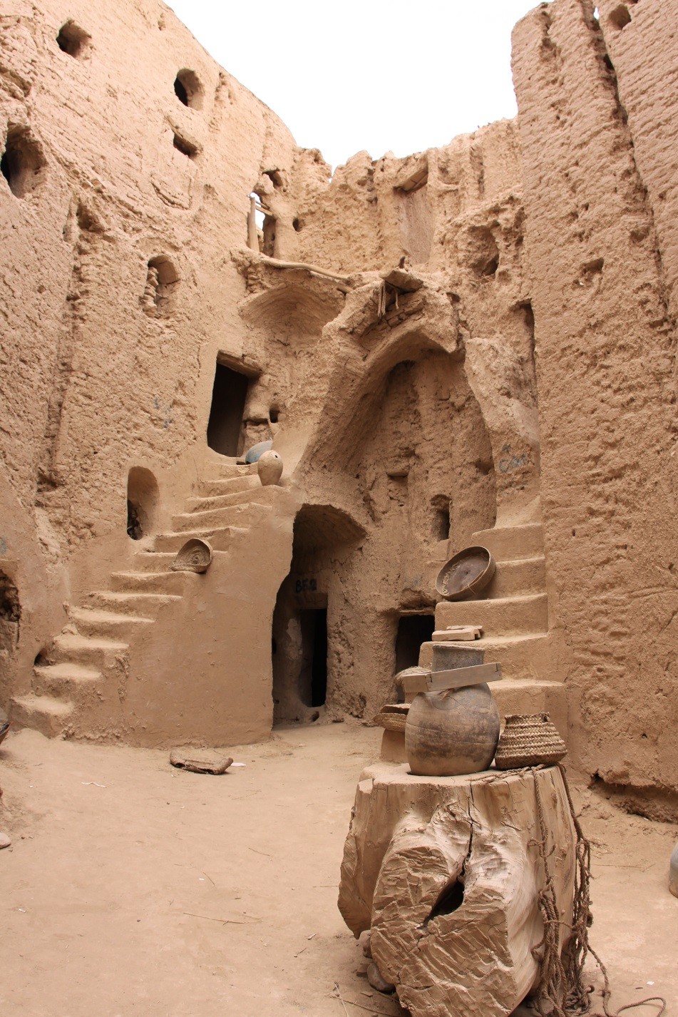 Bajaz-Castle-1.jpg