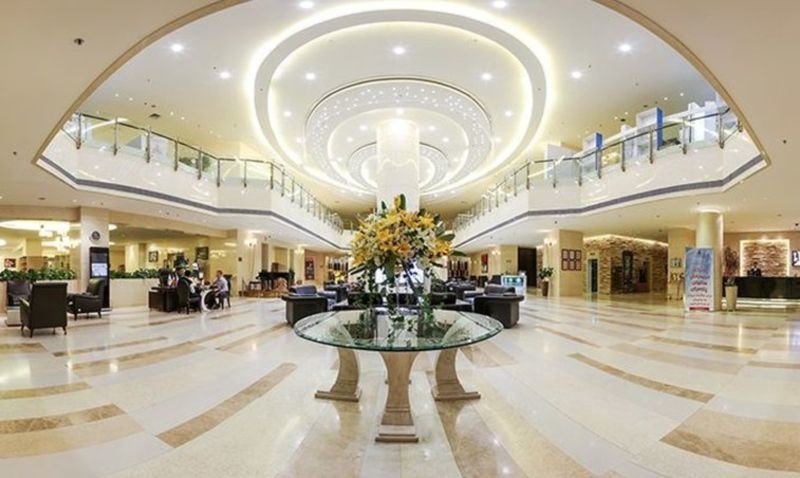Parsian Azadi Hotel (4).jpg