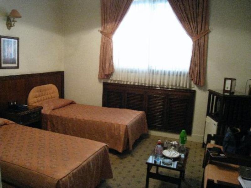 Iranshahr Hotel (5).jpg