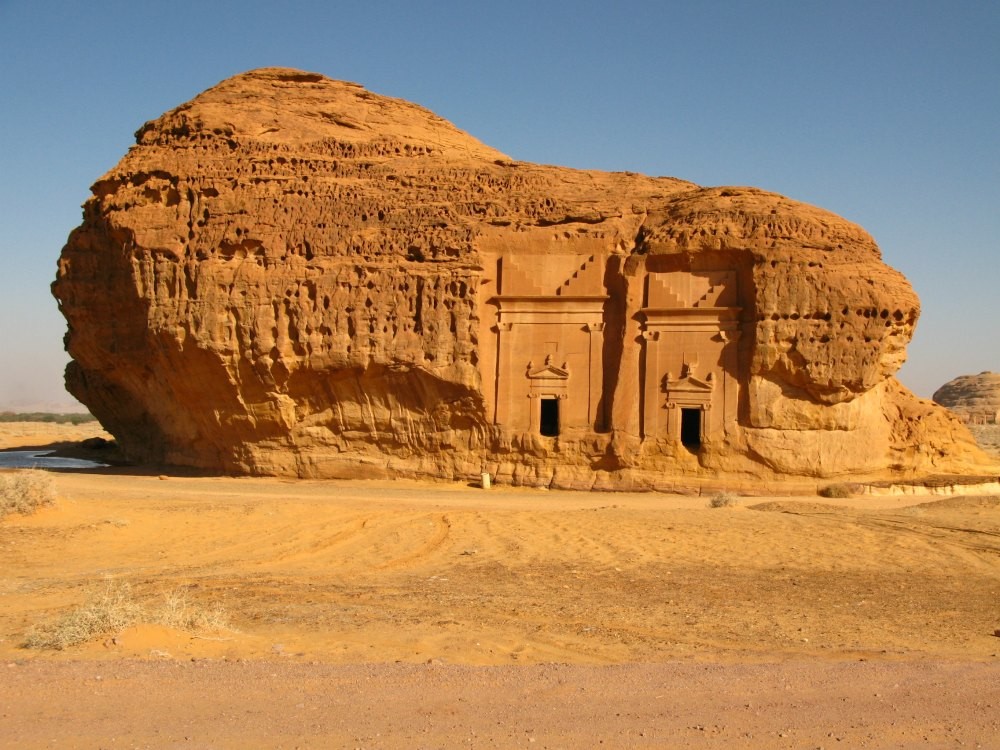 hegra-madain-saleh-tomb-112-113.jpg