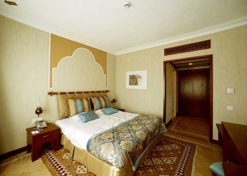 Parsian Safaiyeh Hotel (4).jpg