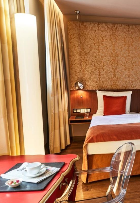 Hotel Vier Jahreszeiten Kempinski Munchen (16).jpg