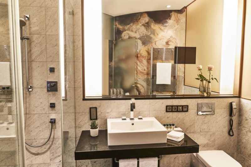 Hotel Vier Jahreszeiten Kempinski Munchen (9).jpg